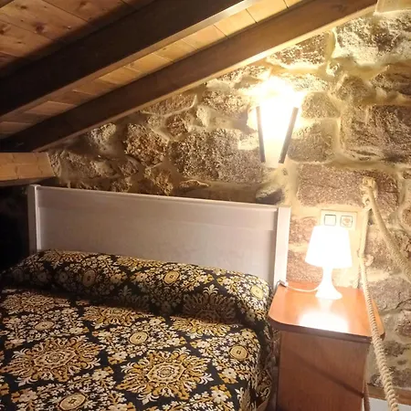 Carballo Do Xures Hostel Maus de Salas