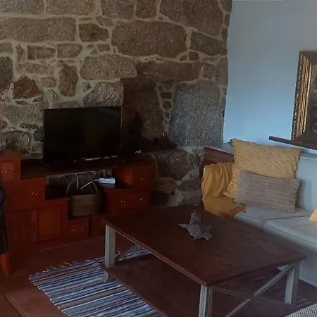 Carballo Do Xures Hostel Maus de Salas